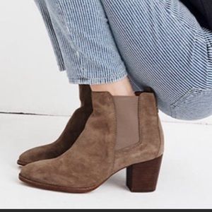 Madewell Regan Chelsea Suede Boot